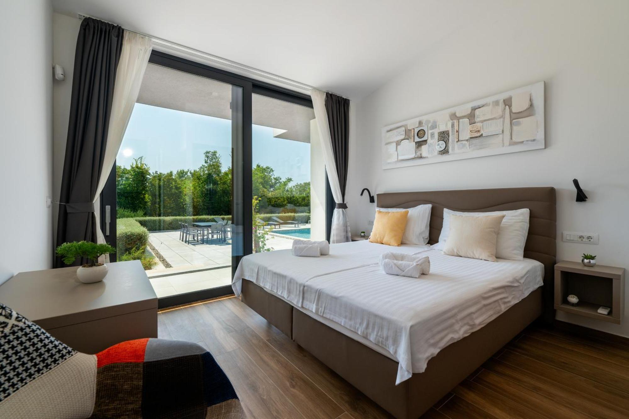 Martincic Residence - 5 Stars Luxury With Pool Heating On 4000M2 Rakalj Exterior foto