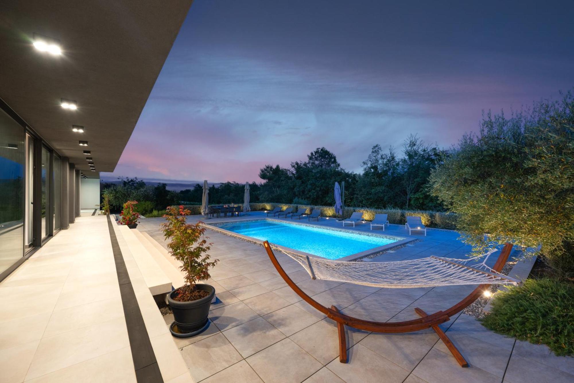 Martincic Residence - 5 Stars Luxury With Pool Heating On 4000M2 Rakalj Exterior foto